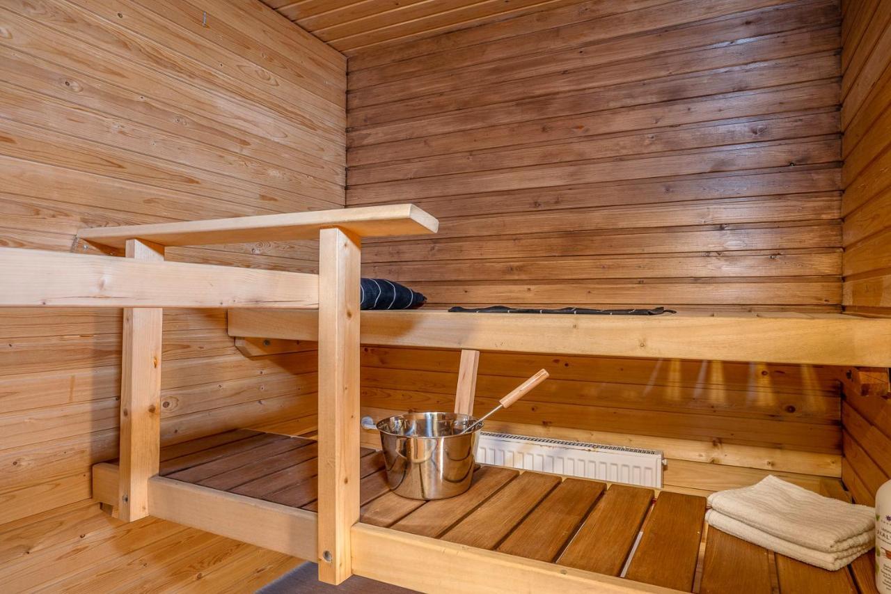Apartment Sleepwell Sukkula With Private Sauna And Parking Turku Dış mekan fotoğraf