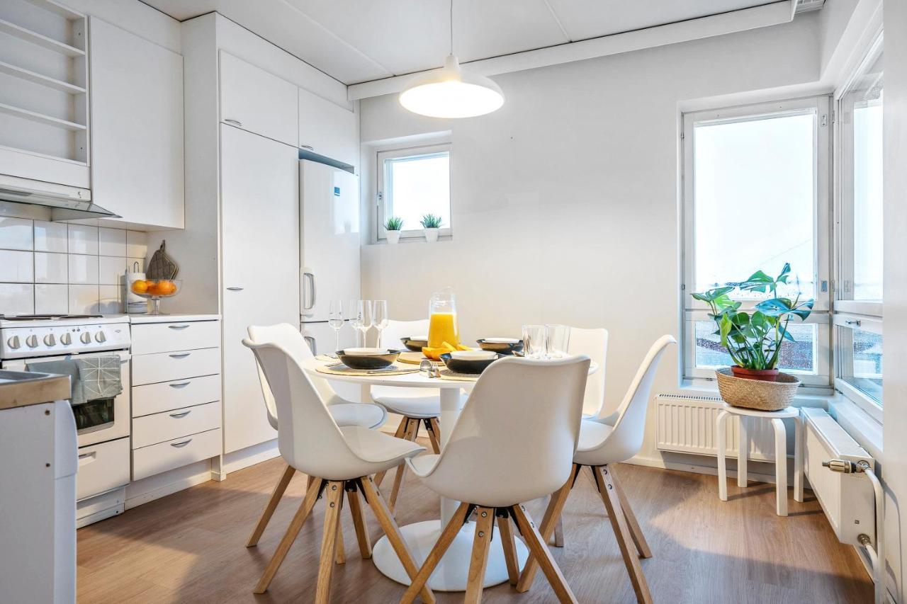 Apartment Sleepwell Sukkula With Private Sauna And Parking Turku Dış mekan fotoğraf